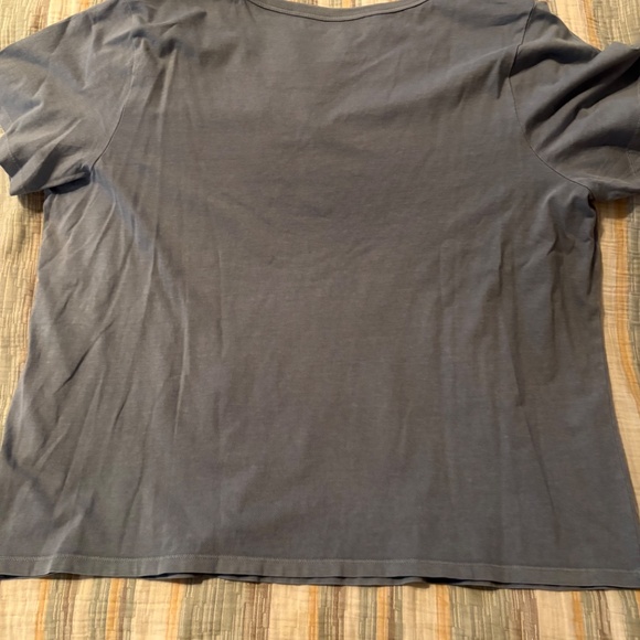 Old Navy Grey V-Neck Tee — Women’s XXL, Short Sleeve, Everyday Top - Picture 3 of 3